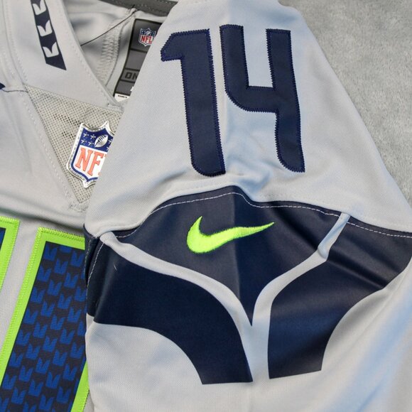 Men's Seattle Seahawks *Metcalf #14* Jersey Size Medium - Picture 8 of 10